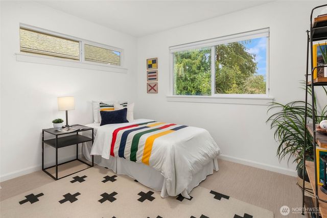 7527 45th Avenue NE, Seattle, WA 98115