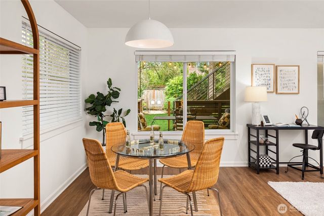 7527 45th Avenue NE, Seattle, WA 98115