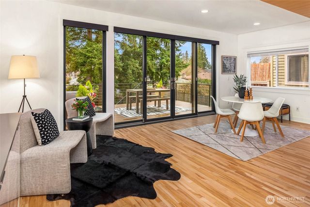 7527 45th Avenue NE, Seattle, WA 98115