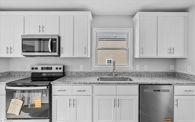 301 Lindbergh Street, Winston-salem, NC 27104