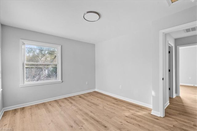 301 Lindbergh Street, Winston-salem, NC 27104