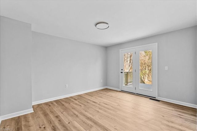 301 Lindbergh Street, Winston-salem, NC 27104