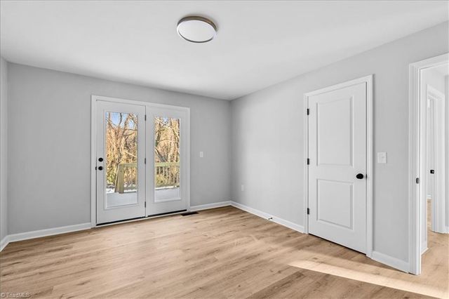 301 Lindbergh Street, Winston-salem, NC 27104