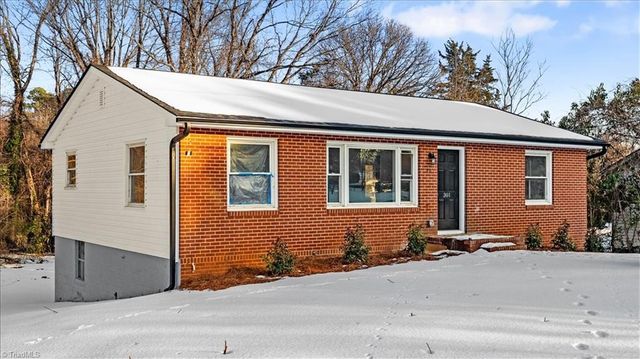 301 Lindbergh Street, Winston-salem, NC 27104