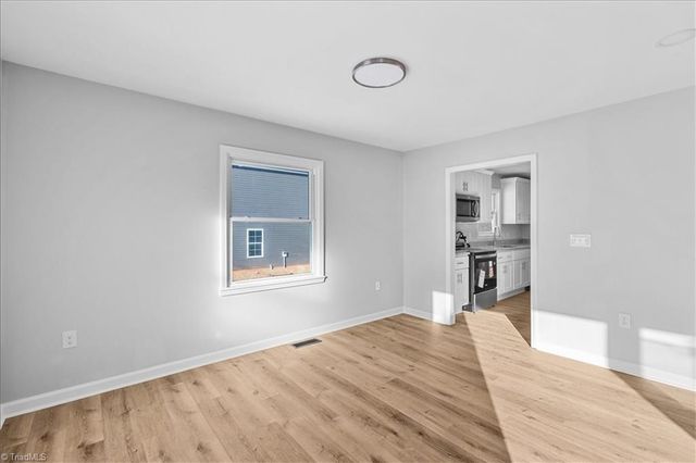 301 Lindbergh Street, Winston-salem, NC 27104