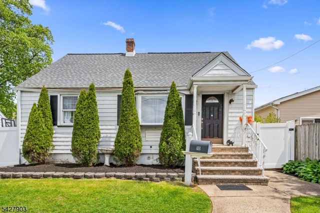 10 Hillcrest Ter, Linden City, NJ 07036