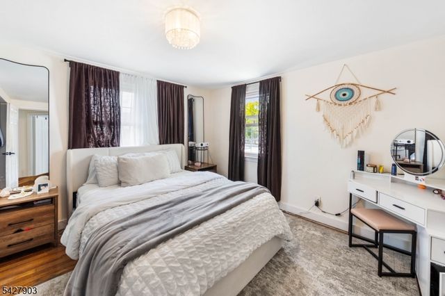 10 Hillcrest Ter, Linden City, NJ 07036