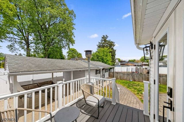 10 Hillcrest Ter, Linden City, NJ 07036
