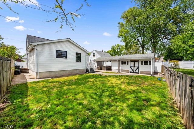 10 Hillcrest Ter, Linden City, NJ 07036