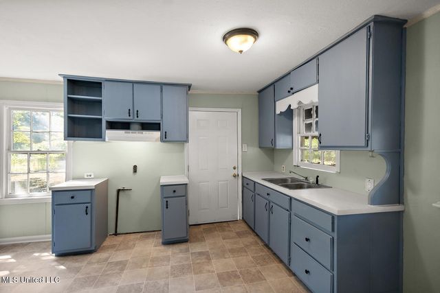 1045 Dorgan Street, Jackson, MS 39204