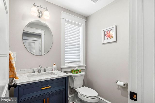 329 N TYSON AVE, Glenside, PA 19038