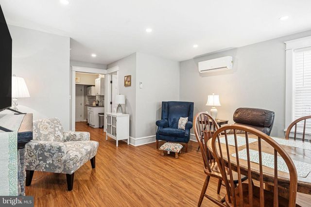 329 N TYSON AVE, Glenside, PA 19038