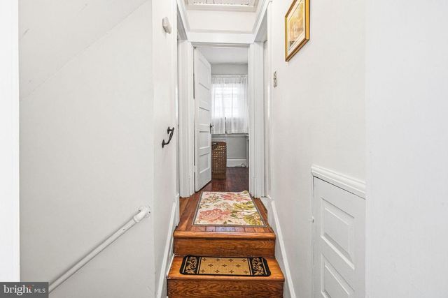 329 N TYSON AVE, Glenside, PA 19038