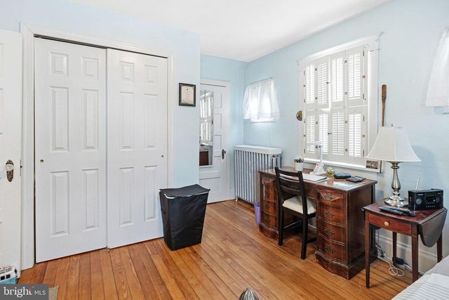 329 N TYSON AVE, Glenside, PA 19038