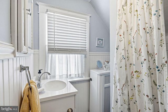 329 N TYSON AVE, Glenside, PA 19038