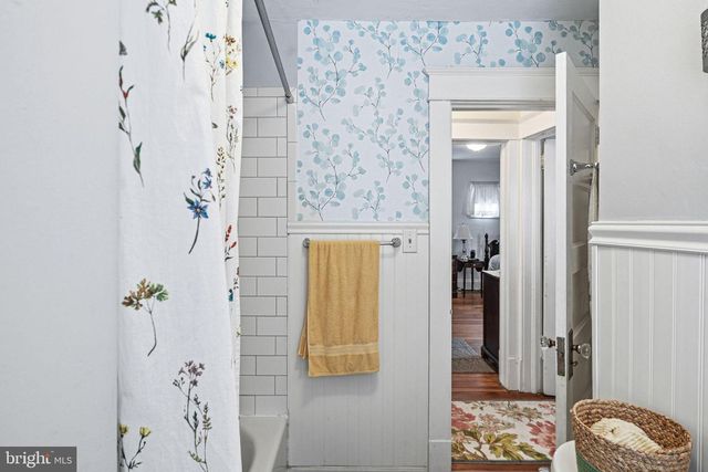 329 N TYSON AVE, Glenside, PA 19038