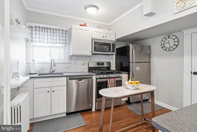 329 N TYSON AVE, Glenside, PA 19038