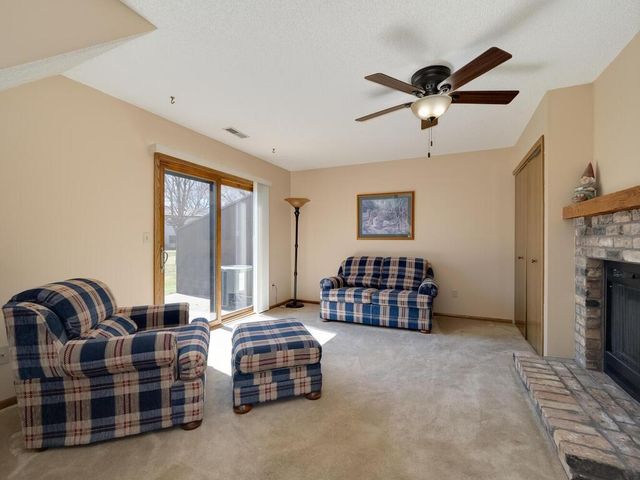8751 Maplebrook Parkway N 0, Brooklyn Park, MN 55445