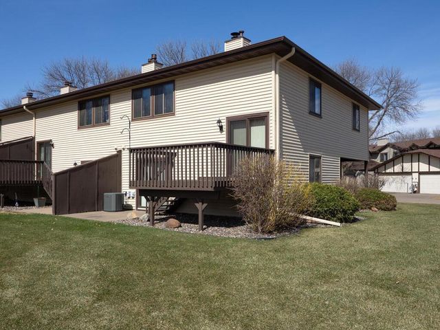 8751 Maplebrook Parkway N 0, Brooklyn Park, MN 55445