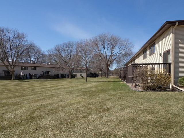 8751 Maplebrook Parkway N 0, Brooklyn Park, MN 55445
