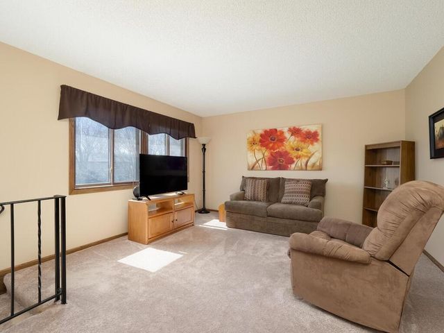 8751 Maplebrook Parkway N 0, Brooklyn Park, MN 55445