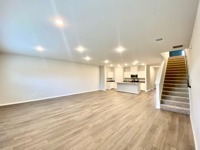 615 Metallic Tree Lane, Van Alstyne, TX 75495