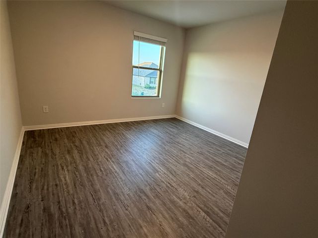 615 Metallic Tree Lane, Van Alstyne, TX 75495