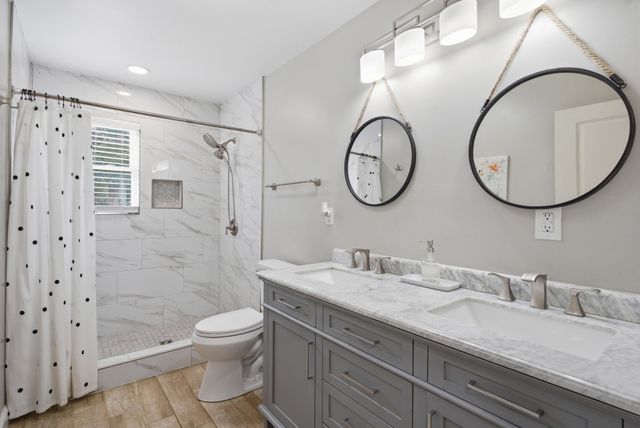 5981 Temple Rd, Nashville, TN 37221