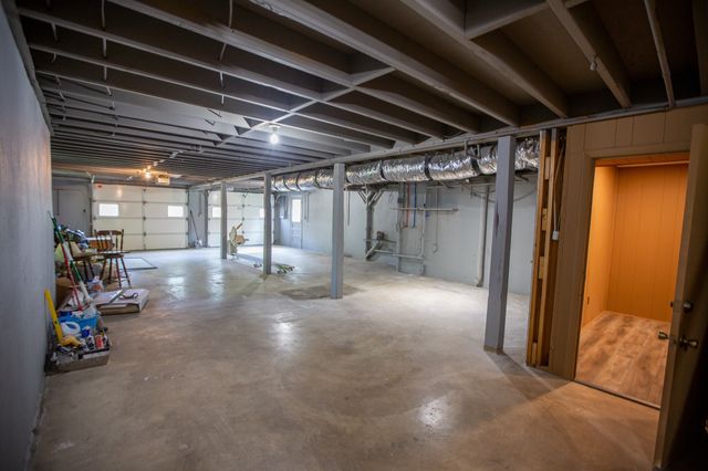 5981 Temple Rd, Nashville, TN 37221