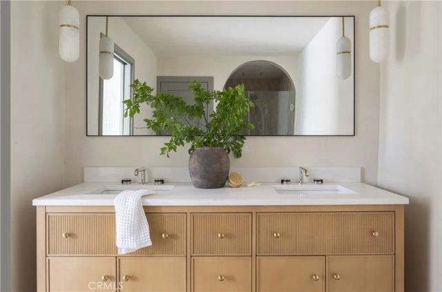 27463 Alpen, Lake Arrowhead, CA 92352