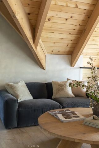 27463 Alpen, Lake Arrowhead, CA 92352