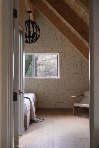 27463 Alpen, Lake Arrowhead, CA 92352