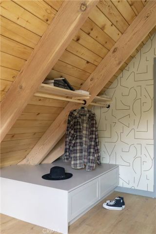 27463 Alpen, Lake Arrowhead, CA 92352