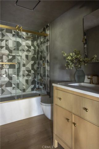 27463 Alpen, Lake Arrowhead, CA 92352