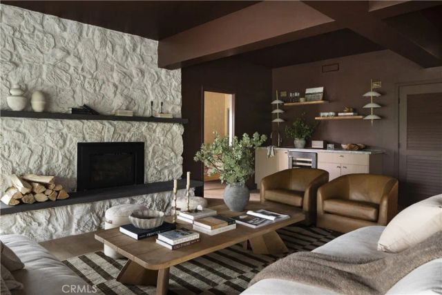 27463 Alpen, Lake Arrowhead, CA 92352