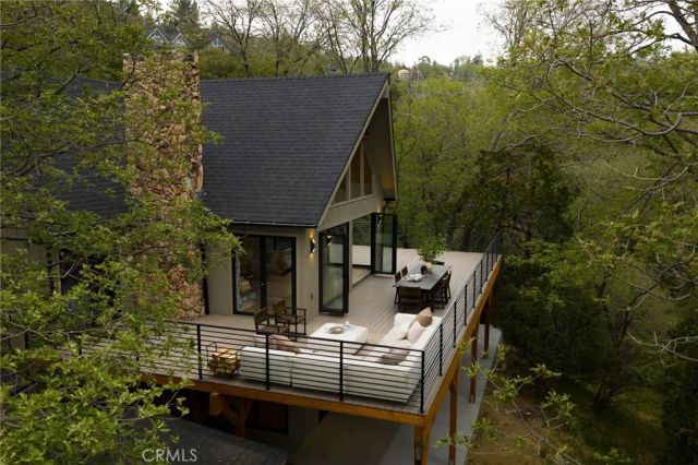 27463 Alpen, Lake Arrowhead, CA 92352