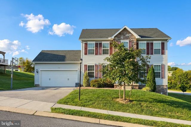 35 FOX RUN RD, Hanover, PA 17331