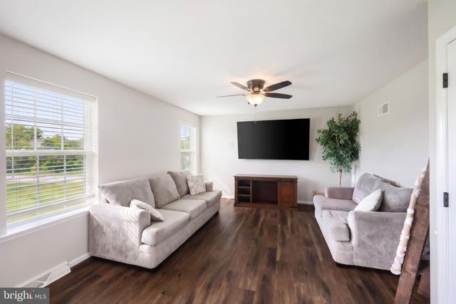 35 FOX RUN RD, Hanover, PA 17331