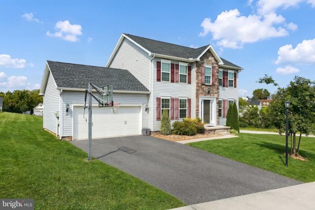 35 FOX RUN RD, Hanover, PA 17331
