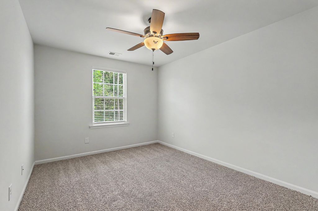 Image 32 of property listing at 410 Spanish Wells Road, Summerville, SC 29486