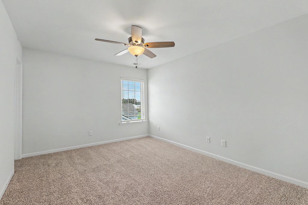 Image 46 of property listing at 410 Spanish Wells Road, Summerville, SC 29486