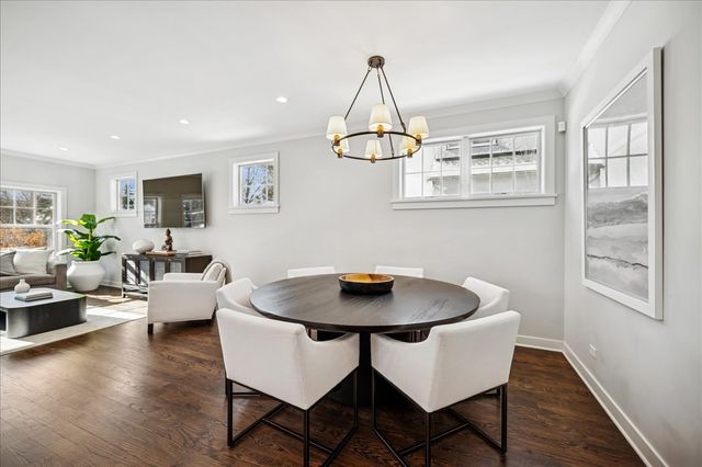 490 Jefferson Avenue, Glencoe, IL 60022