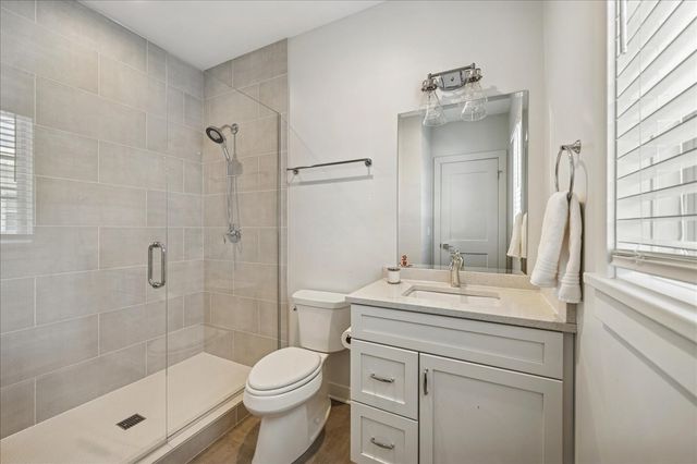 490 Jefferson Avenue, Glencoe, IL 60022