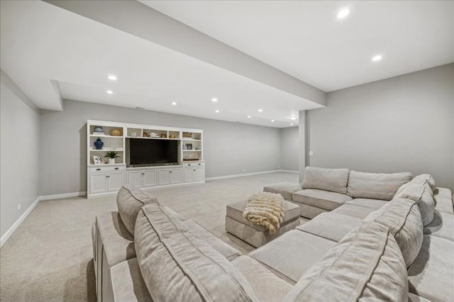 490 Jefferson Avenue, Glencoe, IL 60022