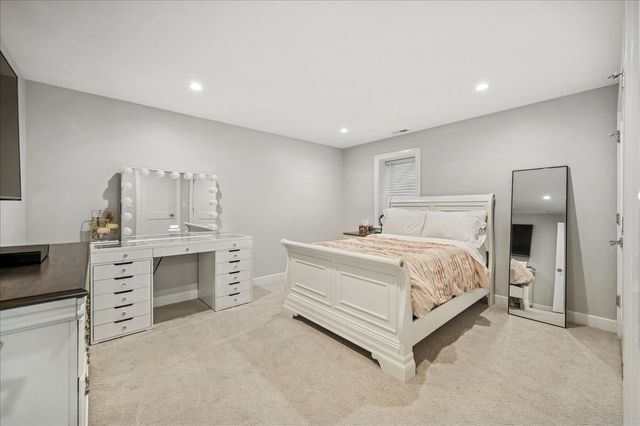 490 Jefferson Avenue, Glencoe, IL 60022