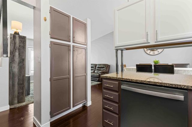 2918 Village Green Drive, Moorhead, MN 56560