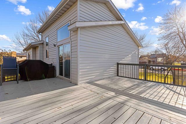 2918 Village Green Drive, Moorhead, MN 56560