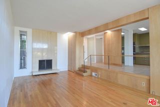 8895 Appian Way, Los Angeles, CA 90046