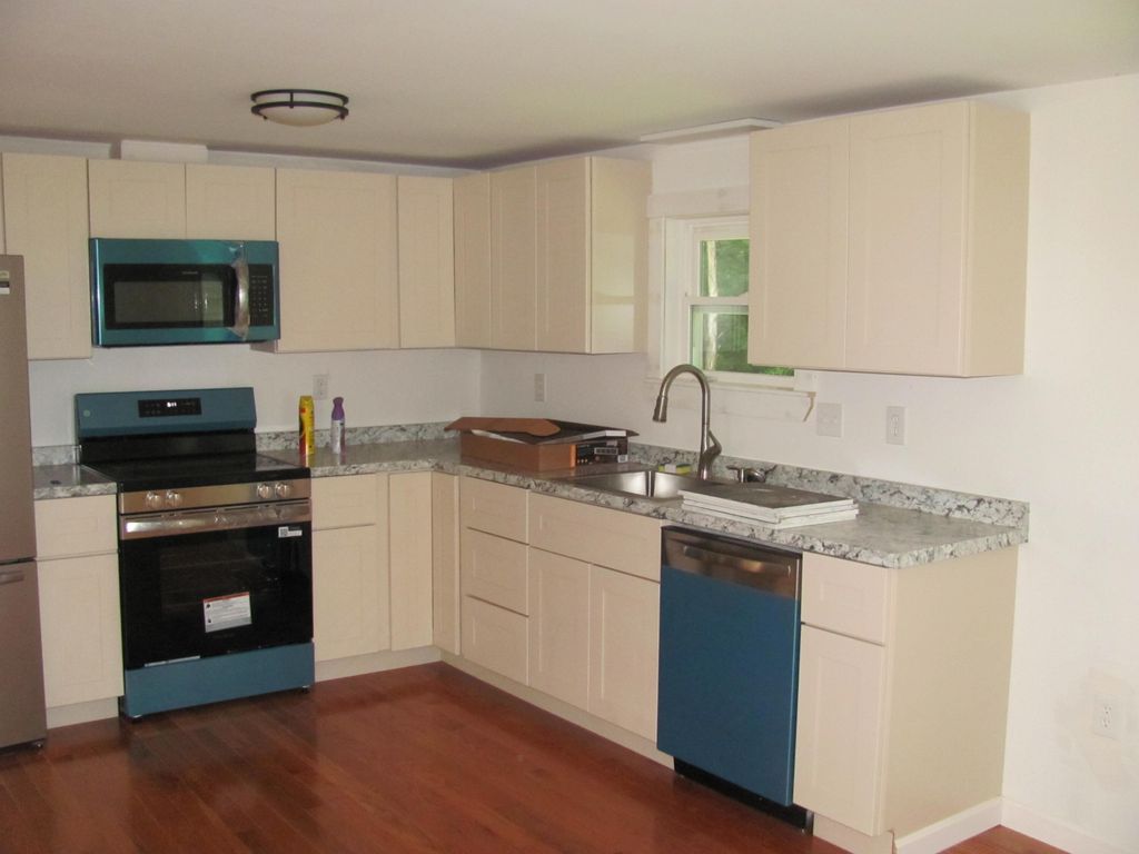 178 Number Six Road E, Oxford, ME 04270 — photo 4
