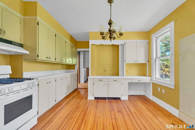 286 Daniels Farm Road, Trumbull, CT 06611